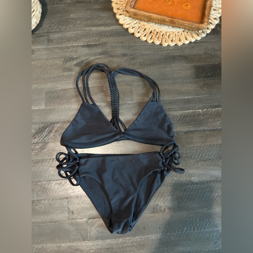 Citrine bikinis lot of (2)